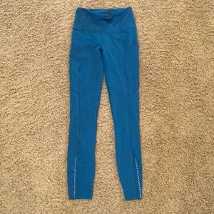 Fast and free Lululemon leggings